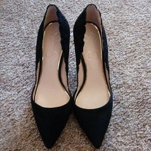 Jessica Simpson pumps